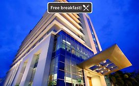 Hotel Santika Makassar